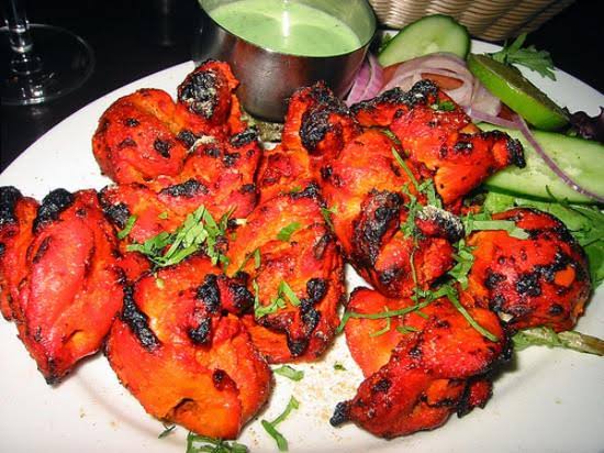 photo de Adhiyaman hotel and fast foods à Chennai