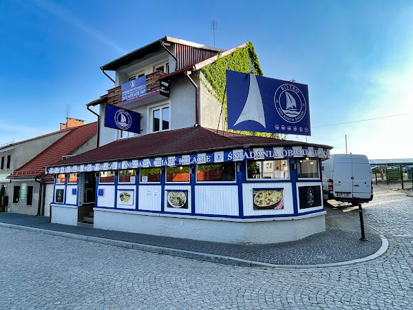 photo de Bistro Pod Białym Żaglem à Mikołajki