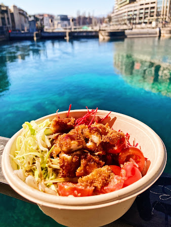 photo de Bowls Factory poke bowl restaurant à Genève