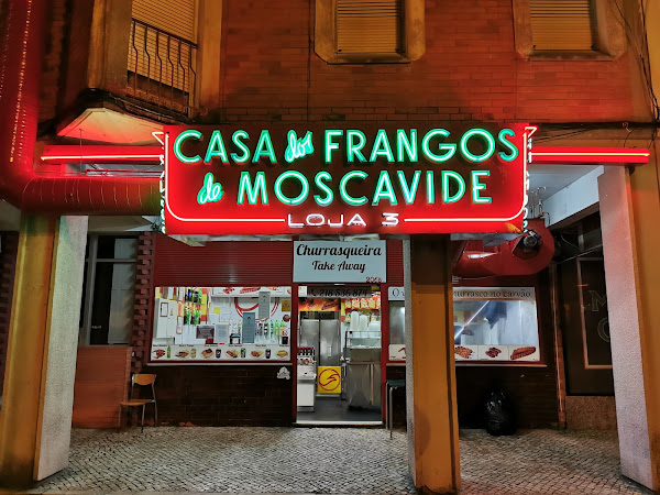 photo de Casa dos Frangos de Moscavide à Lisbonne