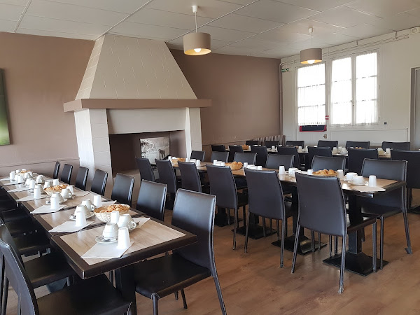 photo de Hotel et Restaurant Le Bellevue à Lisieux