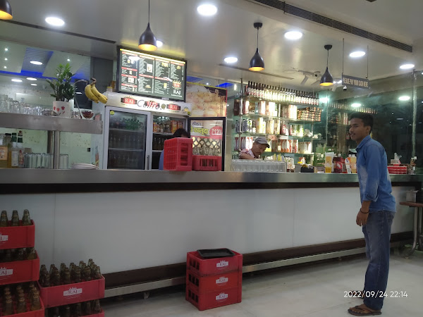 photo de Hotel & Restaurant Raj Sheronz à Sri Ganganagar
