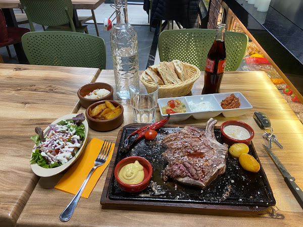 photo de Isère Grill à Roussillon