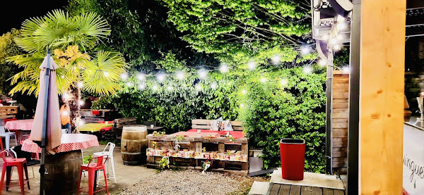 photo de La Belle Guinguette à Saint-Genis-Pouilly