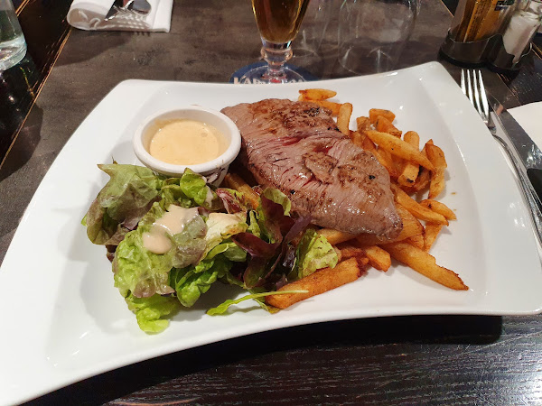 photo de La Taverne - Table de caractère - Mayenne à Mayenne