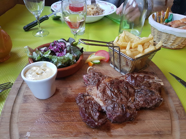 photo de LA VILLA DES OLIVIERS à Guingamp