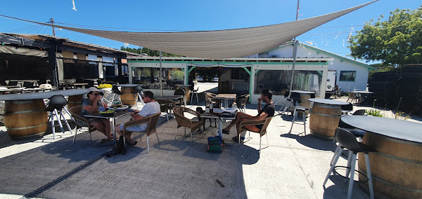 photo de Le Bistrot à Huitre, Chez Inès et Christian à Arès