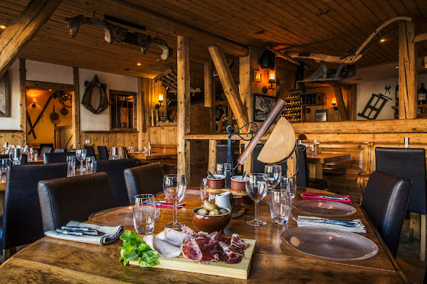 photo de Le Caveau à Courchevel