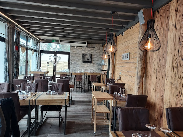 photo de Le Chalet savoyard de L'Esplanade à Bourgoin-Jallieu