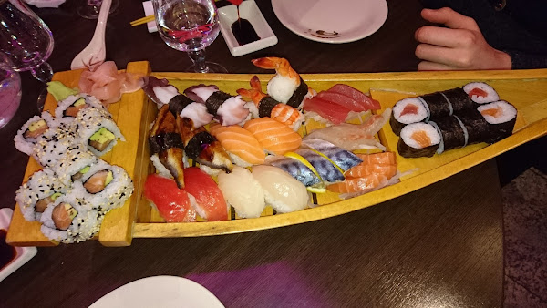 photo de lucky sushi à Tours