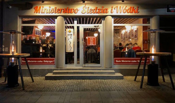 photo de Ministerstwo Śledzia i Wódki à Bełchatów