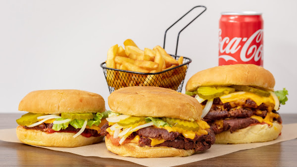 photo de NOSHERS - Food Court - Hamburger / Hot-Dog / Croque-monsieur à Puteaux