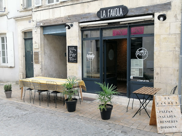photo de Pizzeria La Favola à Saint-Jean-d'Angély