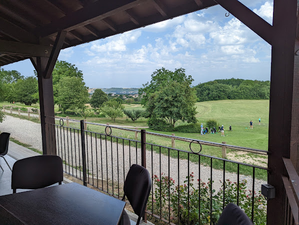 photo de Restaurant du golf de l'isle d'abeau - L’ilôt swing à L'Isle-d'Abeau