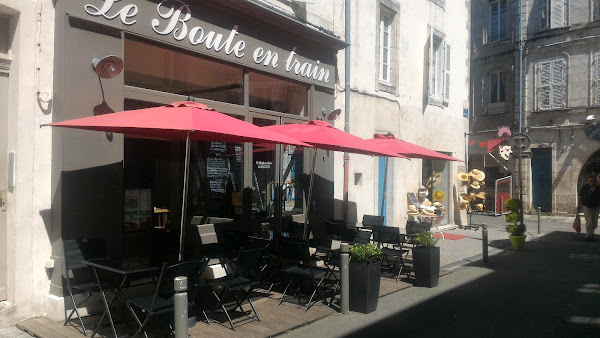 photo de restaurant le boute en train à La Rochelle