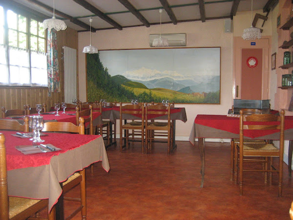 photo de RESTAURANT LE CAQUELON à Moulins