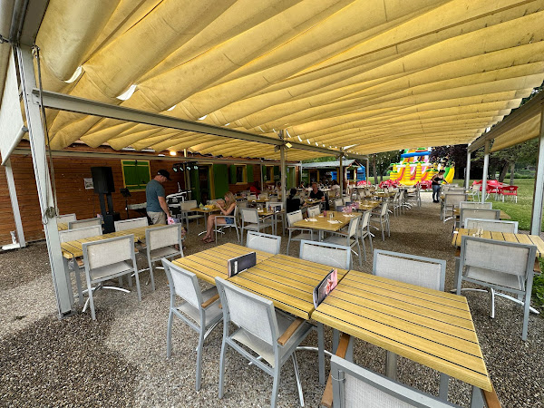photo de Restaurant Le Quai Fleuri à Saint-Jean-d'Angély