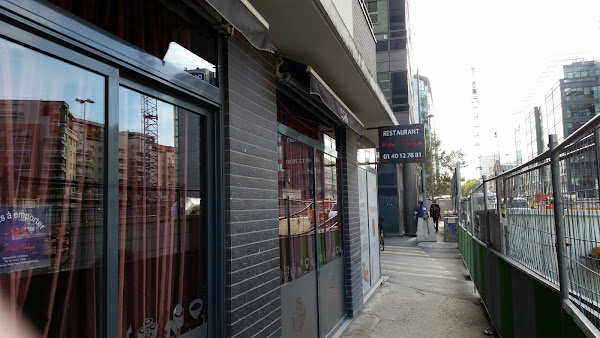 photo de Restaurant New Tokyo. à Saint-Ouen-sur-Seine