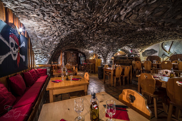photo de Restaurant / Pizzeria - Black Pearl à Courchevel
