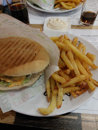 photo de Royal Burger à Lure