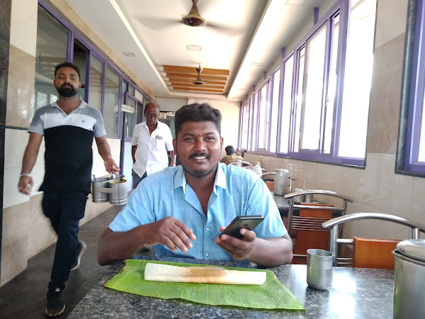 photo de Shri Valli Bakes & Restaurant 🍴 à Tiruppur