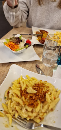 photo de XXXLutz Restaurant Mannheim à Mannheim